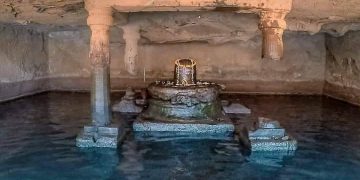 கேதரேஷ்வர் குகை