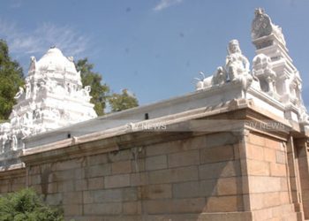 அருள்மிகு ஆழிகண்டீஸ்வரர் திருக்கோவில்