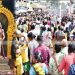 பழனி முருகன் கோவிலில் பக்தர்கள் கூட்டம் அலைமோதியது.